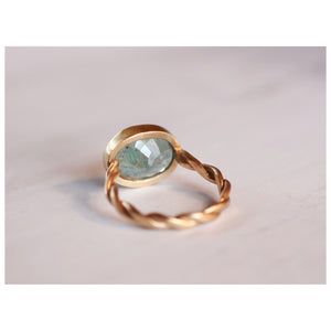 Moss Aquamarine Ring in 14k Gold