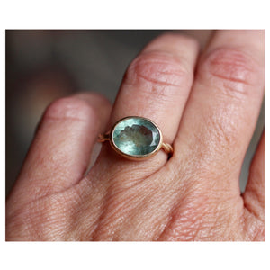 Moss Aquamarine Ring in 14k Gold